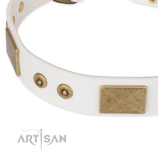 Handy use full grain natural leather collar with strong buckle and D-ring