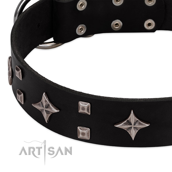 Top notch full grain genuine leather dog collar for comfy wearing