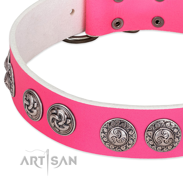Stylish design full grain genuine leather dog collar for comfy wearing